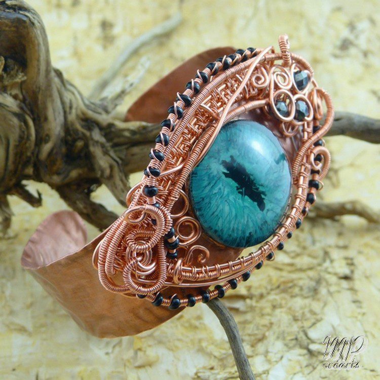 Bracelet manchette oeil de dragon Wawel - cuivre naturel – Image 5