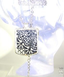 Pendentif Stasya - filigrane noir sous verre – Image 4