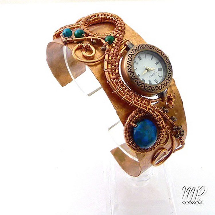 Bracelet Montre en cuivre Chaya avec perles en azurite chrysocolla