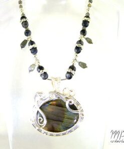 Collier Khaleesi - collier avec pendentif en labradorite