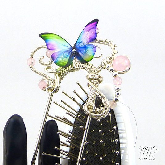 Fourche à cheveux Lindsay- quartz rose plaqué argent avec papillon