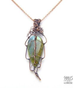 Pendentif Yoen - labradorite wire wrapped avec cuivre