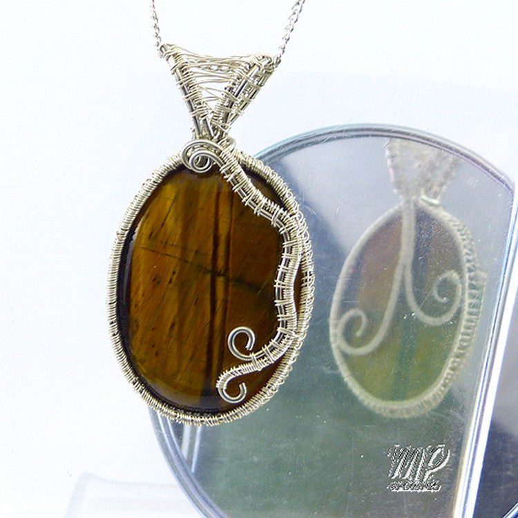 Pendentif Thandie - oeil de tigre wire wrapped – Image 3