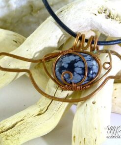 Pendentif Dinky - cuivre naturel avec obsidienne flocon de neige – Image 4