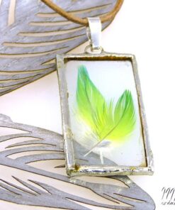 Pendentif Aratinga - plumes sous verre – Image 6