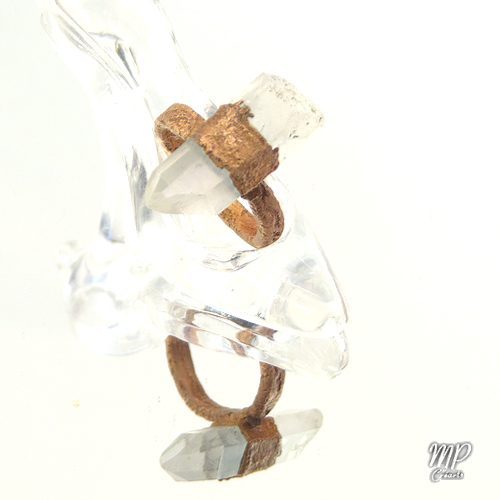 Bague Peadar - cristal de roche et cuivre – Image 2
