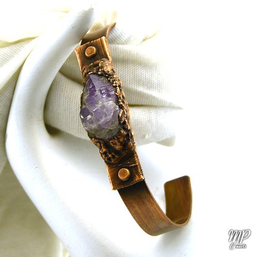 Réservé : Bracelet manchette Steinkatla - améthyste et cuivre – Image 6
