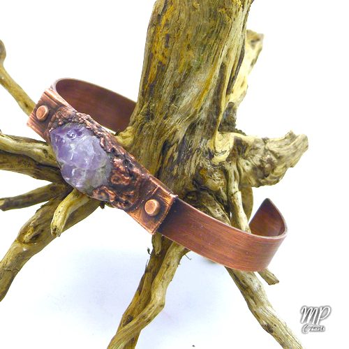 Réservé : Bracelet manchette Steinkatla - améthyste et cuivre – Image 2