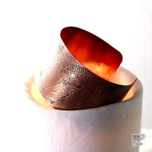 Bracelet Manchette Moyfrid - cuivre naturel gravé – Image 2