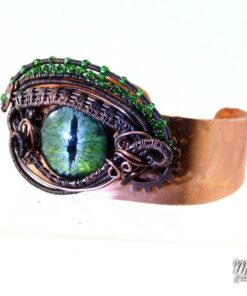 Réservé : Bracelet Manchette "oeil de dragon" Vermithrax - cuivre et oeil vert – Image 7