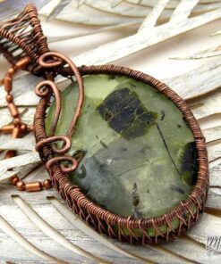 Pendentif Balda - préhnite wire-wrapped – Image 2