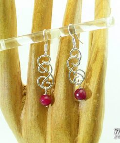 Boucles d'oreille Cardinal - wire wrapped grenat – Image 4