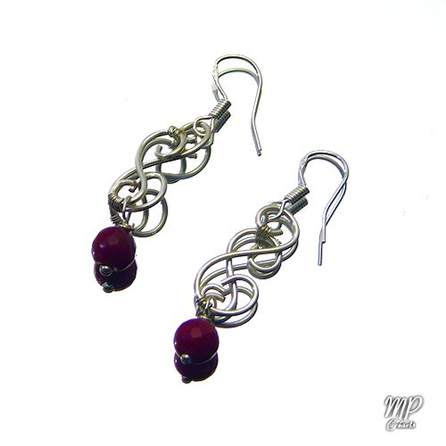 boucles d'oreille cardinal avec perles grenat