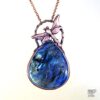 pendentif feofan labradorite avec libellule