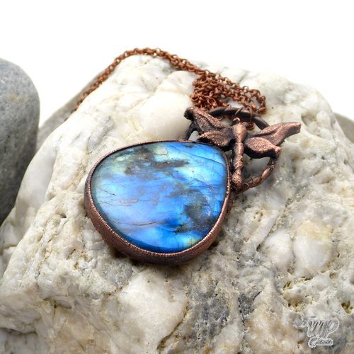 Pendentif Feofan - labradorite avec sa libellule – Image 4