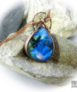 Pendentif Feofan - labradorite avec sa libellule – Image 3