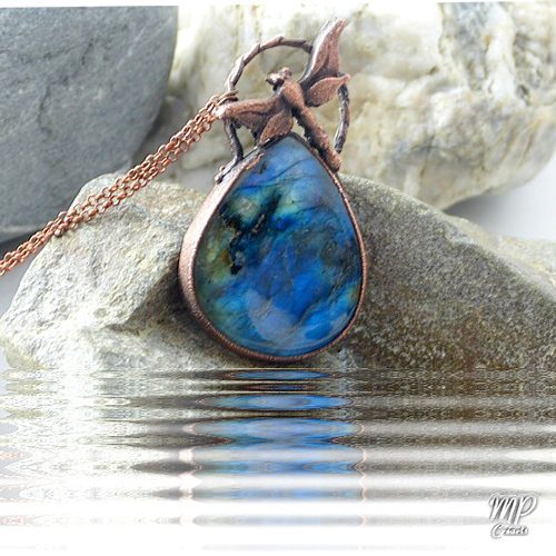 Pendentif Feofan - labradorite avec sa libellule – Image 2