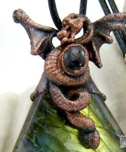 Réservé : Pendentif Gronk - labradorite et dragon – Image 4