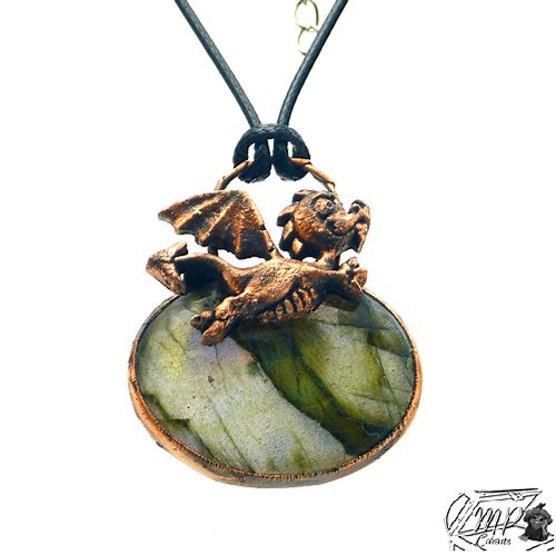 pendentif loschy dragounet sur labradorite