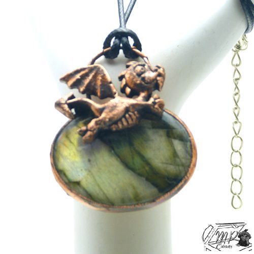 Pendentif Loschy - dragounet sur labradorite – Image 4