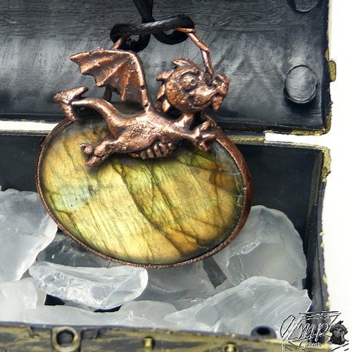 Pendentif Loschy - dragounet sur labradorite – Image 2
