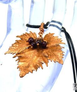 pendentif gamay feuille de vigne cuivrée et grenat