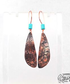 Boucles d'oreille Kalia en cuivre avec howlite