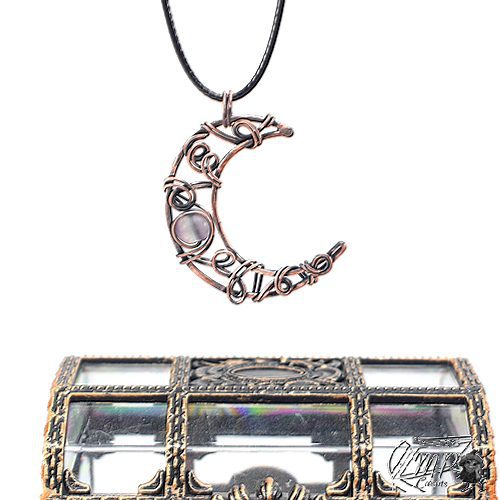 pendentif ruis demie lune en cuivre avec fluorite