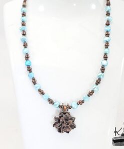 Collier Giesi - fleur en cuivre avec perles d'eau douce – Image 8