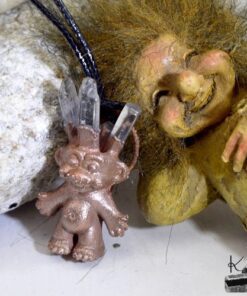Pendentif "troll" Gillou - diamants d'herkimer – Image 7