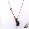 Collier balai de sorcière megane