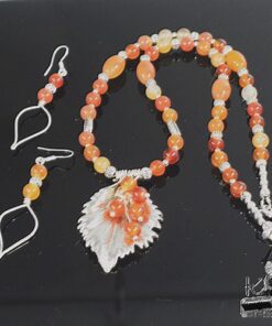 Parure Carmel - collier avec boucles d'oreille - perles en cornaline – Image 3