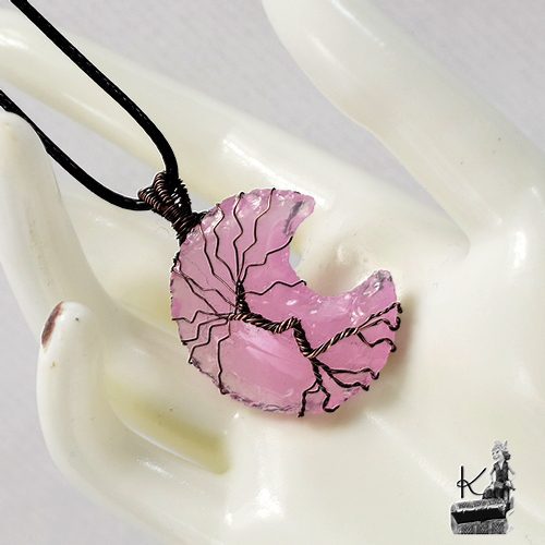 Pendentif Nannah - lune en quartz rose et arbre de vie – Image 5