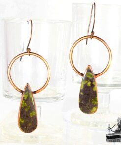 Boucles d'oreille Cedriel - cuivre et epidote verte – Image 7