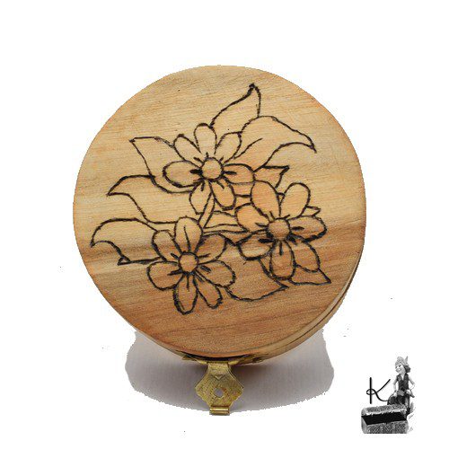 Réservé : Trésor-Box fleurs Hanaé - pendentif avec pierre du soleil – Image 2