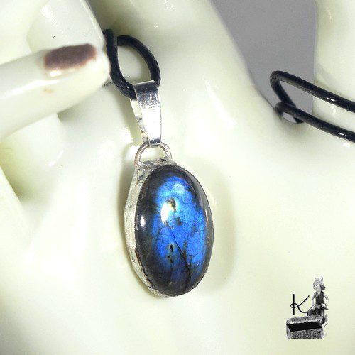 Réservé : Pendentif Cathy - labradorite bleue