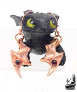 boucles d'oreille balaur en cuivre avec grenats