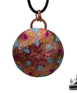 pendentif ashlem en cuivre gravé