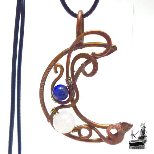 Pendentif Sohalia - lune avec lapis lazuli et pierre de lune – Image 3