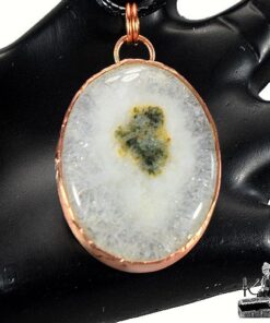 Pendentif Nellas - moss solar quartz sertie cuivre – Image 10