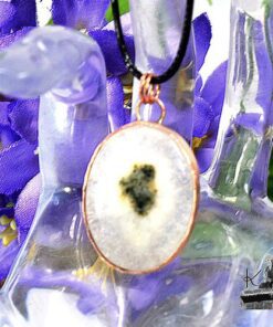 Pendentif Nellas - moss solar quartz sertie cuivre – Image 6