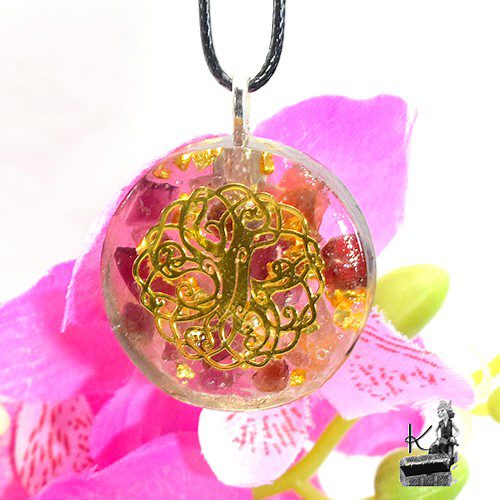 Pendentif Orgone Orgonite "Thaama" avec Arbre de Vie et grenat – Image 5