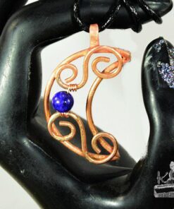 Pendentif Moan - lune avec perle en charoite – Image 5