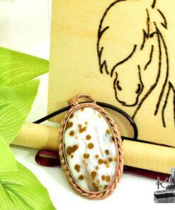 Trésor-box Bucépahale avec une polka dot agate