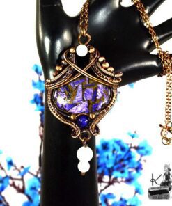 Pendentif Latone en charoite et cuivre
