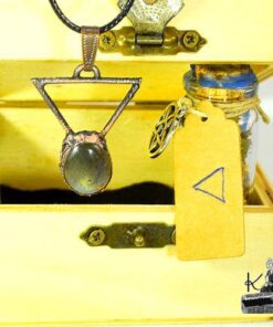 Treasor Box de l'élément Eau avec pendentif et spell jar