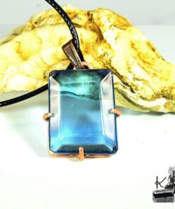 Pendentif Tona en topaze bleu et cuivre