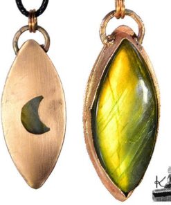 Pendentif Eleadon en labradorite avec demie-lune