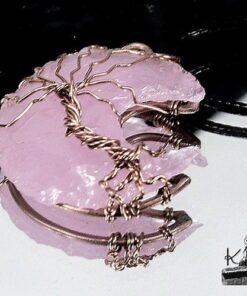 Pendentif Eloha - lune en quartz rose et arbre de vie – Image 2