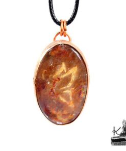 Pendentif Hywel en cuivre et lodolite mousse rouge